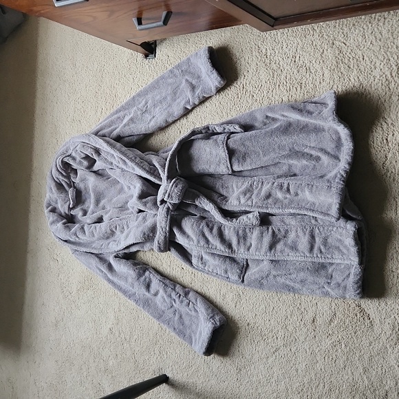 Parachute Other - Parachute 100% Turkish Cotton Robe
